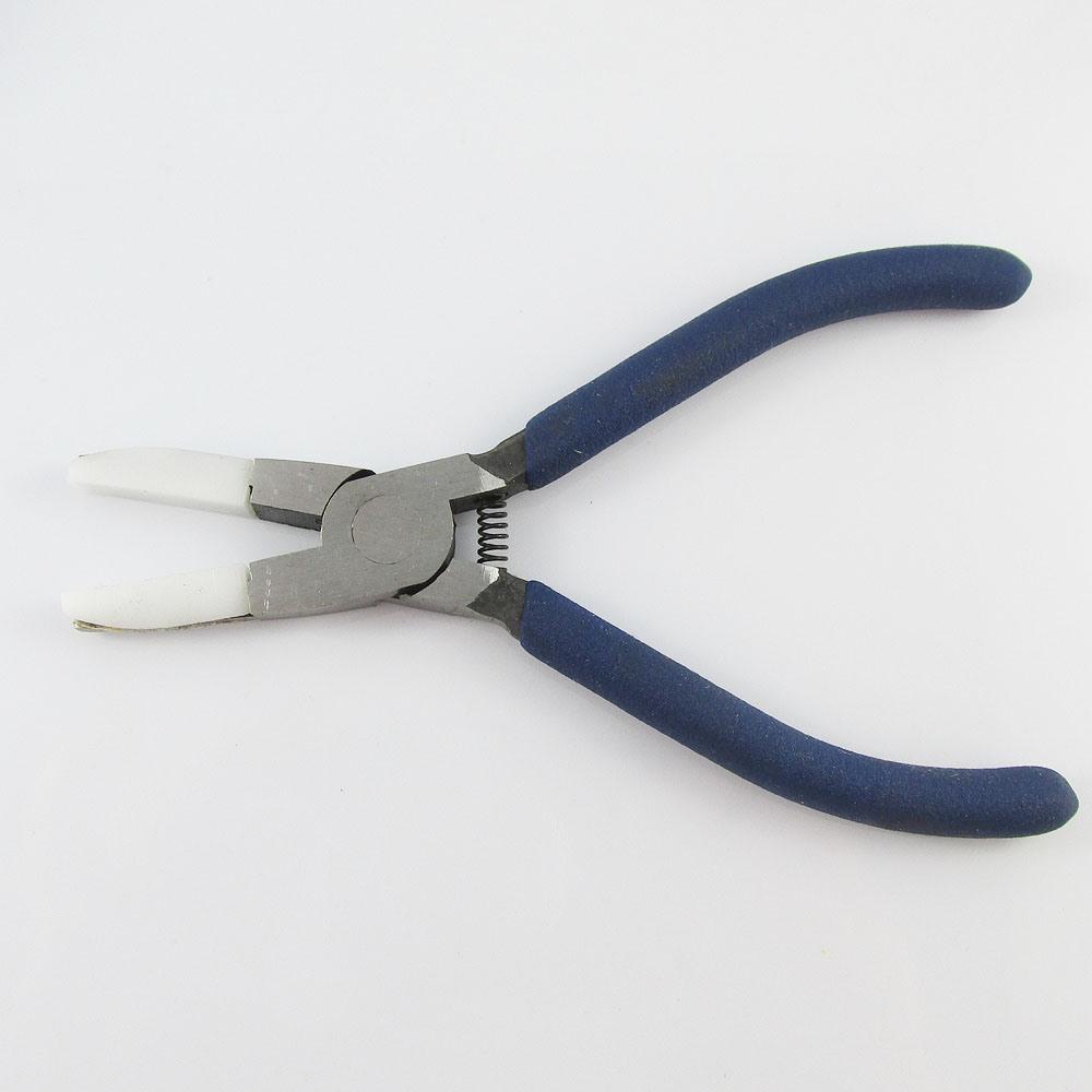 Craft & Jewellery Carbon Steel Flat Nose Pliers Plastic Coated Jaws 142mm