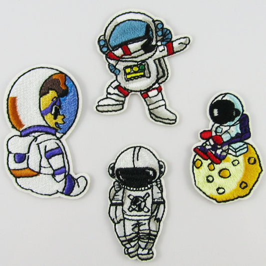 4pce Set Iron on / Sew On Space Astronaut Cloth Patches 50-60 x 26-43mm