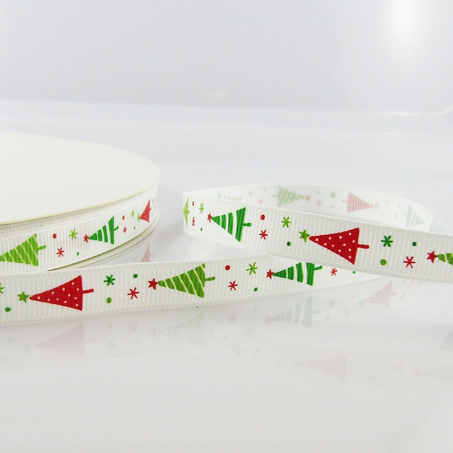 3metres Printed Christmas Trees Grosgrain Ribbon 9mm Red or White